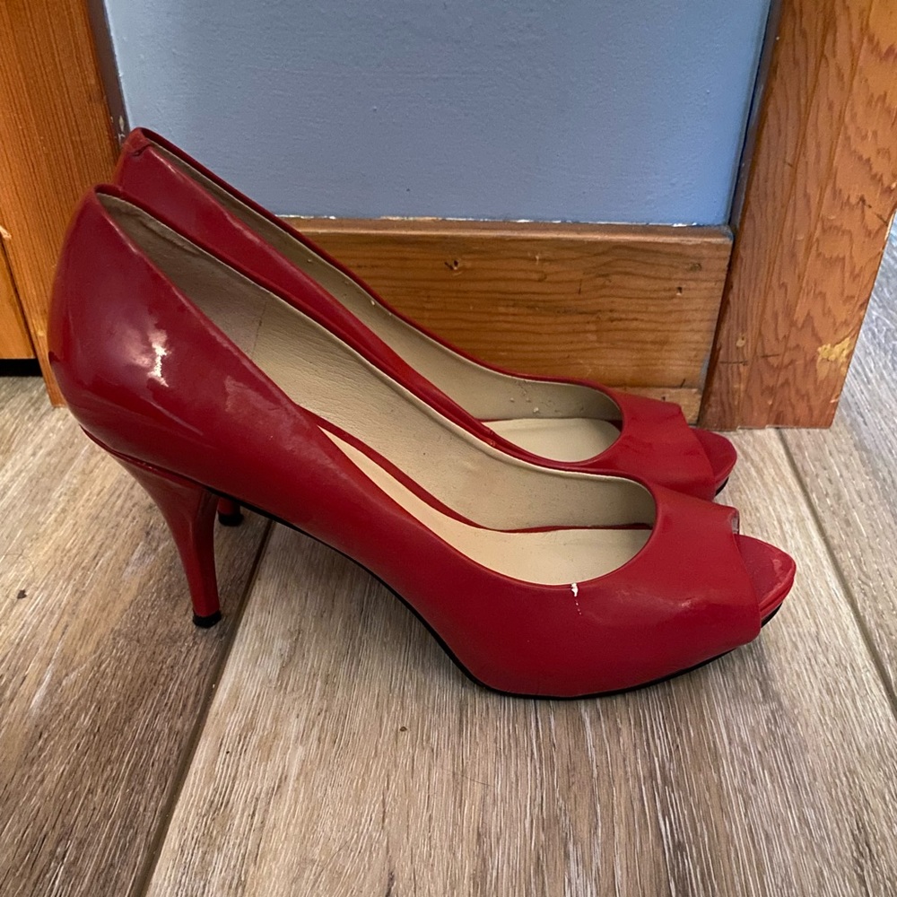 Red Nine West Heels